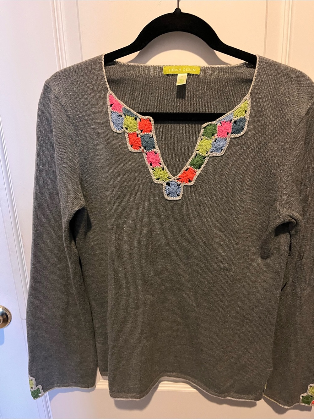 Sigrid Olsen Gray Knit Sweater with Multicolor Crochet V-Neck